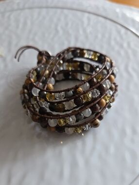 NWOT Victoria Emerson 5 Wrap Bracelet in Brown, Gold & Neutral Beads